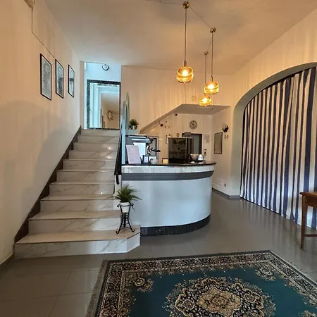 Hotel Iride & Rooms- Ideale Per Famiglie E Coppie Riccione