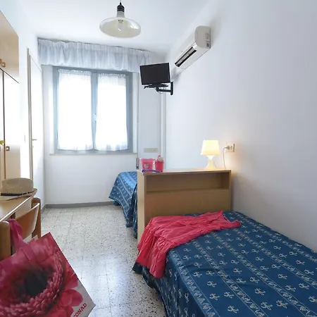 Iride & Rooms- Ideale Per Famiglie E Coppie 2*