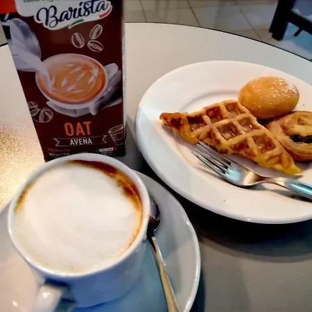 Iride Suite, Breakfast&brunch - Ideale Per Famiglie E Coppie 2*