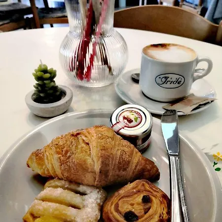 Iride & Breakfast- Ideale Per Famiglie E Coppie Hotel