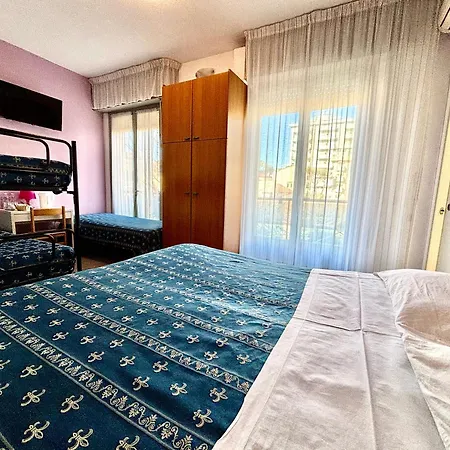 Iride Suite&breakfast- Ideale Per Famiglie E Coppie Hotel Riccione