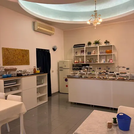 Iride Suite&breakfast- Ideale Per Famiglie E Coppie Hotel 2*