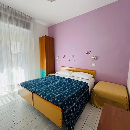 Iride & Rooms- Ideale Per Famiglie E Coppie 2*