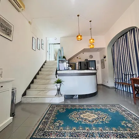 Iride & Rooms- Ideale Per Famiglie E Coppie 里乔内