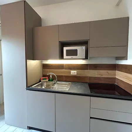 Iride & Rooms- Ideale Per Famiglie E Coppie 2* ريتشيوني