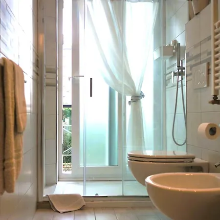 Iride & Rooms- Ideale Per Famiglie E Coppie
