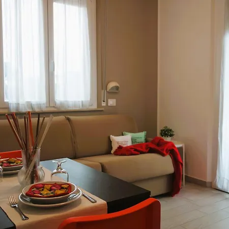 Iride & Rooms- Ideale Per Famiglie E Coppie فندق