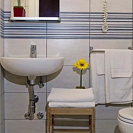 Hotel Iride Suite&breakfast- Ideale Per Famiglie E Coppie 2*