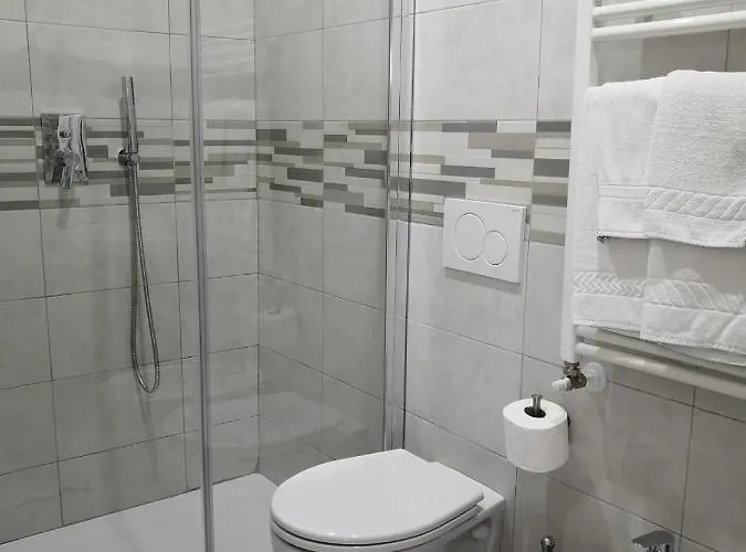 Iride & Rooms- Ideale Per Famiglie E Coppie 2*