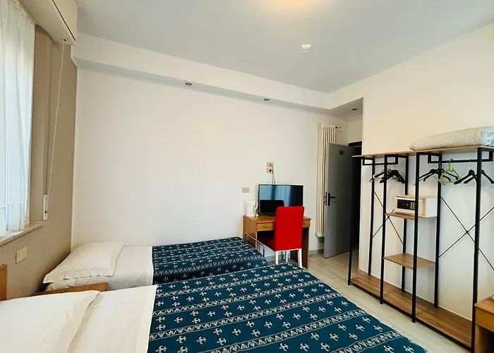 Iride & Rooms- Ideale Per Famiglie E Coppie Riccione