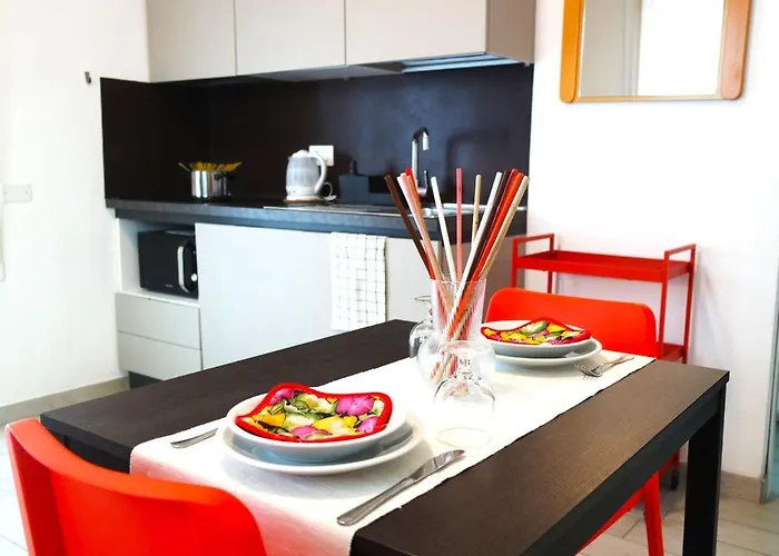 호텔 Iride & Rooms- Ideale Per Famiglie E Coppie 2*